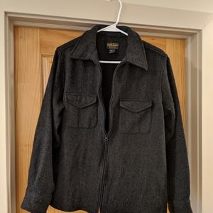 Woolrich women's zip up jacket